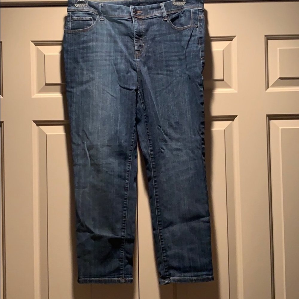 Chico’s So Slimming Jean Crop